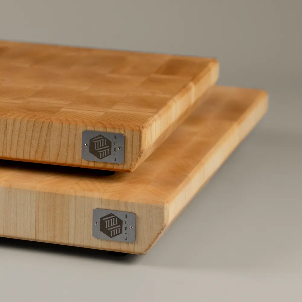 <div class="titlearce"> <p class="second-name"> Pura </p> Arce <p class="hidekey"> tabla de cortar de arce a testa</p></div> imagen principal del producto