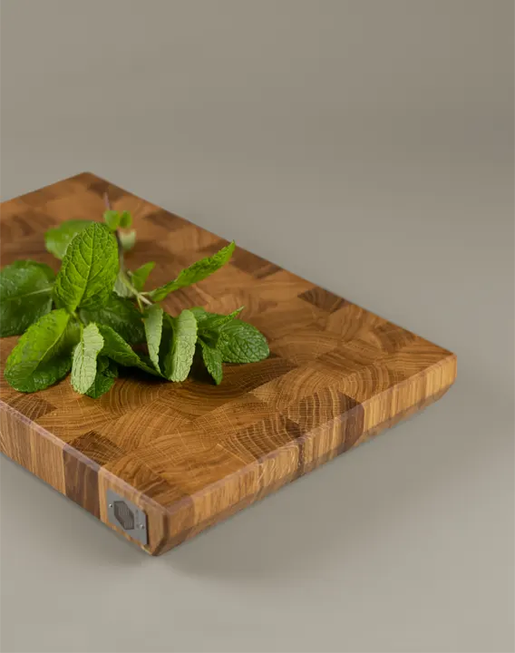 <div class="titleroble"><p class="second-name">Pura</p> Roble <p class="hidekey"> tabla de cortar de roble</p></div> imagen de la galería del producto