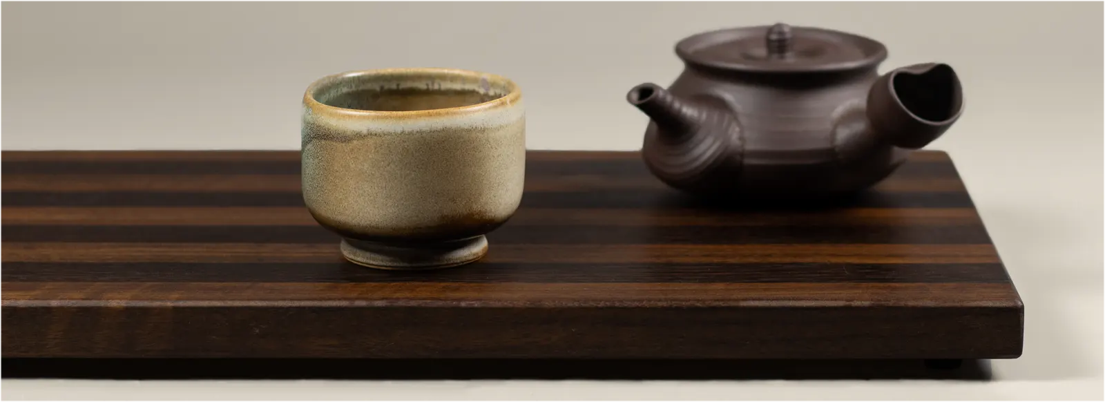 UMBRA  <p class="hidekey"> serving board</p> imagen de la galería del producto